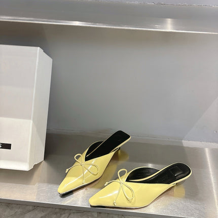 JACQUEMUS 26S HEELED MULES IN LIGHT YELLOW CALFSKIN