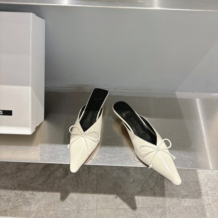 JACQUEMUS 26S HEELED MULES IN CREAM WHITE CALFSKIN