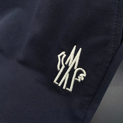 MONCLER 26S SHORTS 591