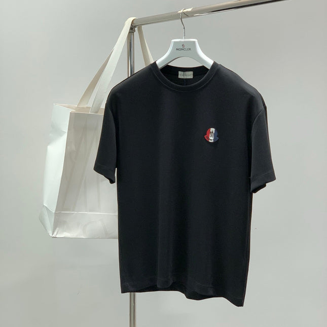 MONCLER 26S SHORT SLEEVE SET 557