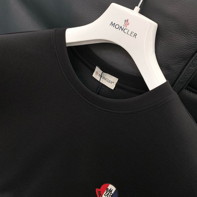 MONCLER 26S SHORT SLEEVE SET 557