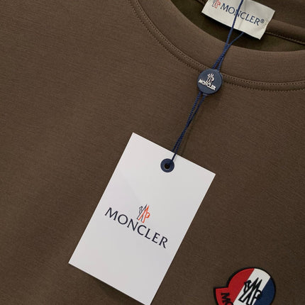 MONCLER 26S SHORT SLEEVE SET 560