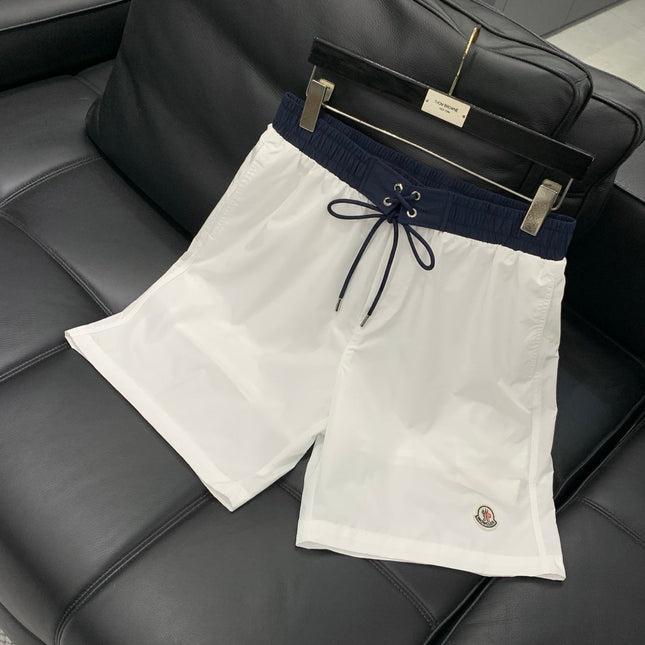 MONCLER 26S SHORTS 568
