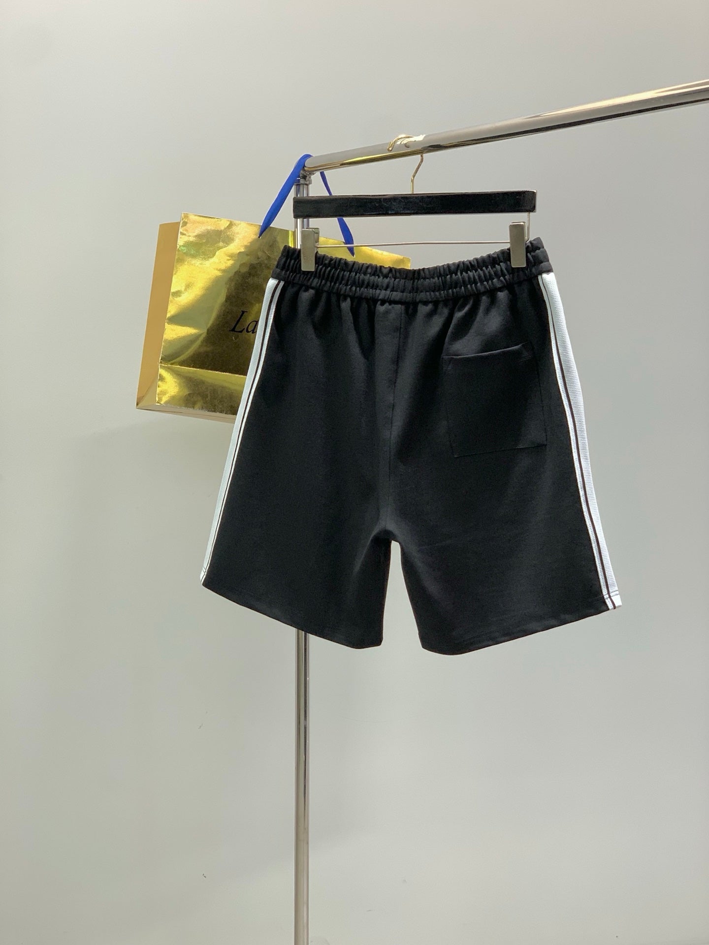 CELINE 26S CASUAL SHORTS 427