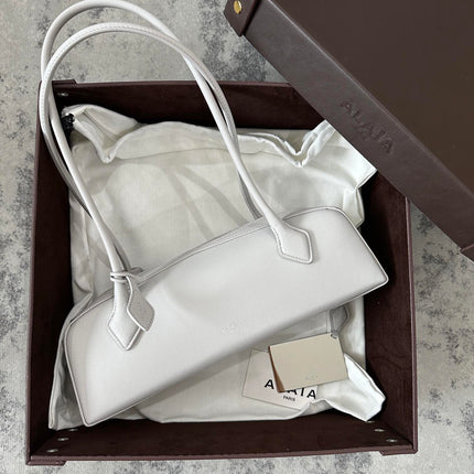 LE TECKEL MEDIUM BAG 32 IN PLATINUM GOATSKIN