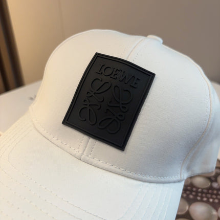 LOEWE 26S BASEBALL CAP STYLE 197