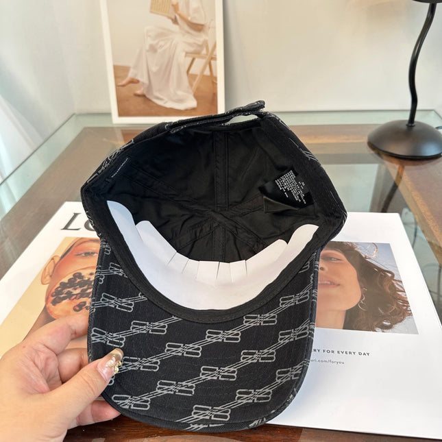 BALENCIAGA 26S BASEBALL CAP STYLE 16