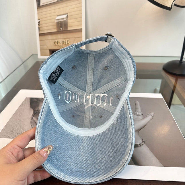 MIUMIU BASEBALL CAP STYLE 27