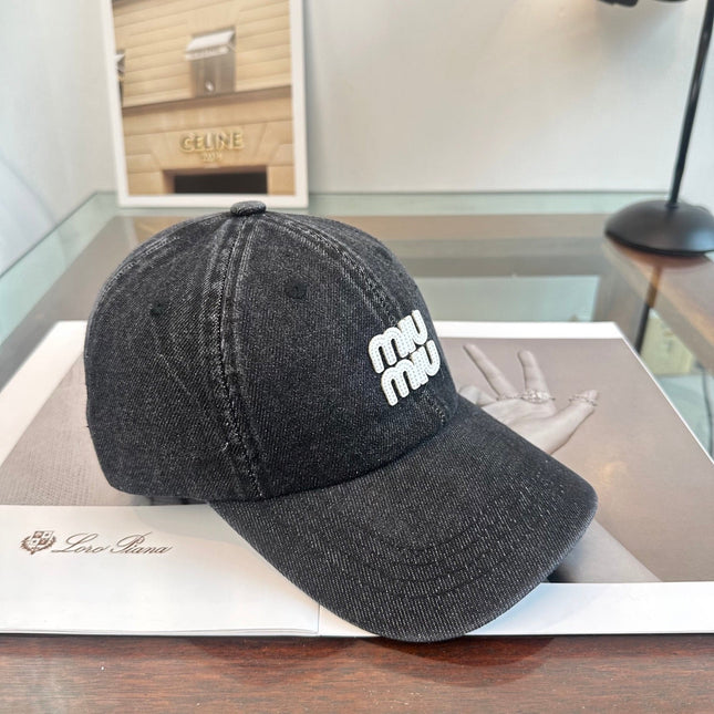 MIUMIU BASEBALL CAP STYLE 23