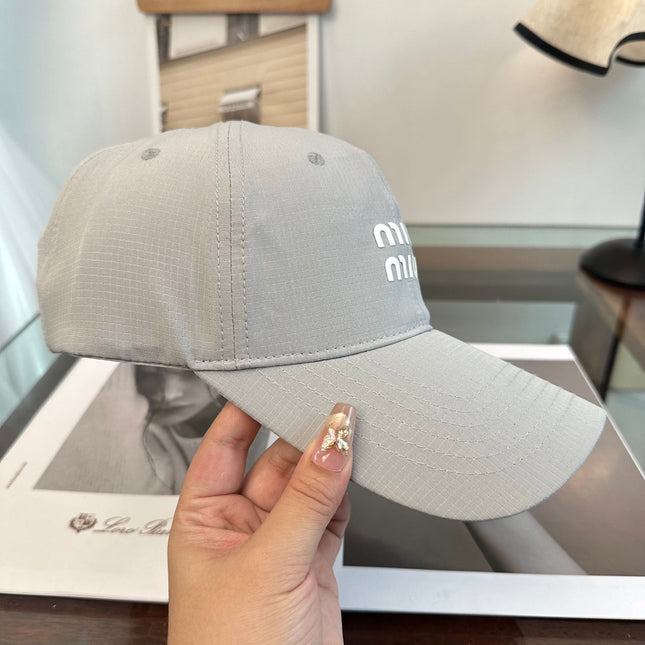 MIUMIU BASEBALL CAP STYLE 21