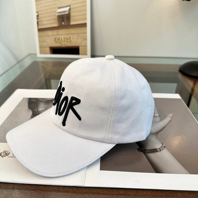 DIOR 26S EMBROIDERED BASEBALL CAP STYLE 18