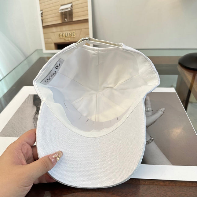 DIOR 26S EMBROIDERED BASEBALL CAP STYLE 18
