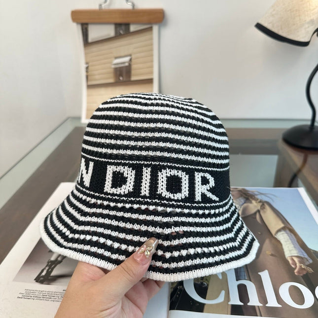 DIOR 26S KNIT BUCKET HAT STYLE 249