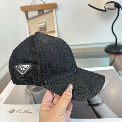 PRADA 26S BASEBALL CAP 438446