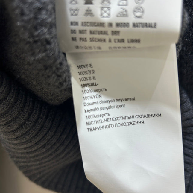MIUMIU SWEATER STYLE 632