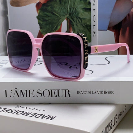 CHANEL 26S OVERSIZED SQUARE SHAPE IN ACETATE 399823