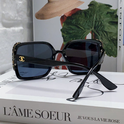 CHANEL 26S OVERSIZED SQUARE SHAPE IN ACETATE 399826