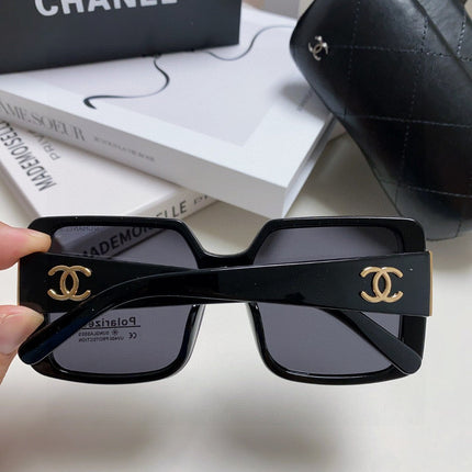 CHANEL 26S OVERSIZED SQUARE SHAPE IN ACETATE 399830