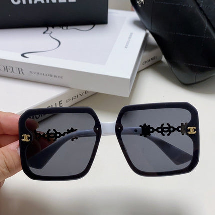 CHANEL 26S OVERSIZED SQUARE SHAPE IN ACETATE 399831