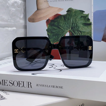 CHANEL 26S OVERSIZED SQUARE SHAPE IN ACETATE 399833