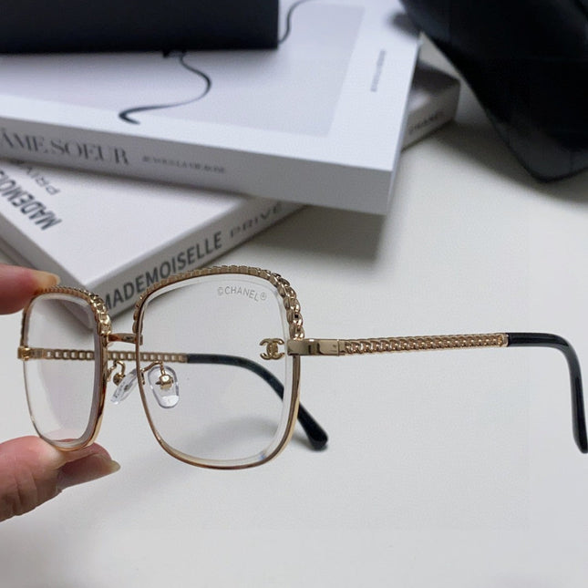 CHANEL 26S RECTANGULAR FRAMES IN ACETATE 399850