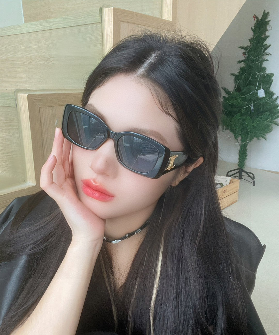 TRIOMPHE SUNGLASSES 548602 IN BLACK ACETATE