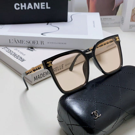 CHANEL 26S ROUNDED SQUARE FRAME IN ACETATE 404628