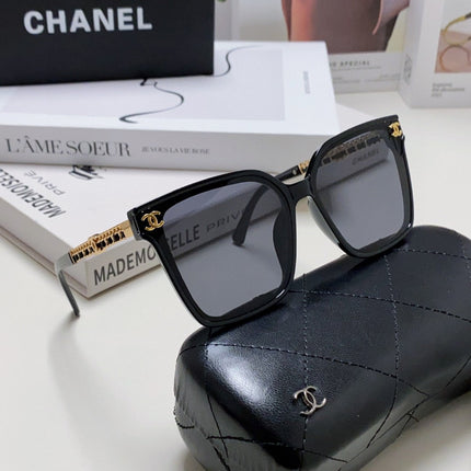 CHANEL 26S ROUNDED SQUARE FRAME IN ACETATE 404631