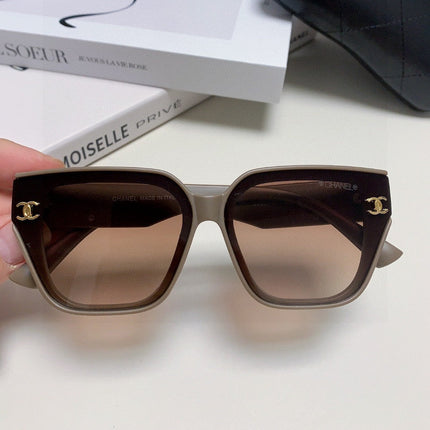 CHANEL 26S OVERSIZE SQUARE FRAME IN ACETATE 404638