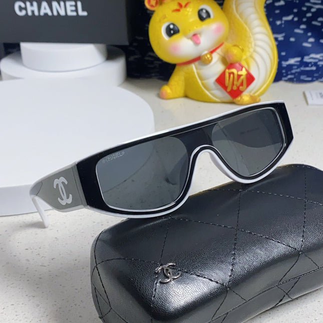 CHANEL 26S SHIELD FRAME IN ACETATE 417173