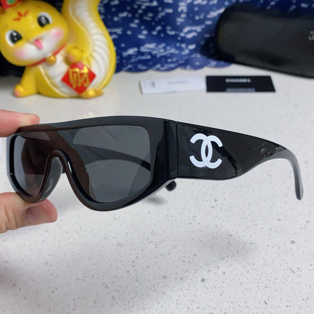 CHANEL 26S SHIELD FRAME IN ACETATE 417174