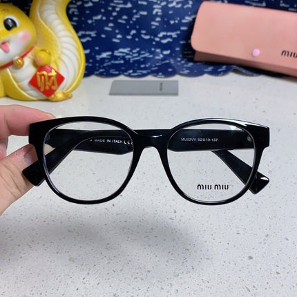 RUNWAY SUNGLASSES 567507 IN BLACK ACETATE SILVER LOGO