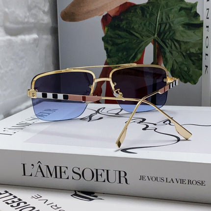 BURBERRY 26S RECTANGULAR FRAME IN METAL 424564