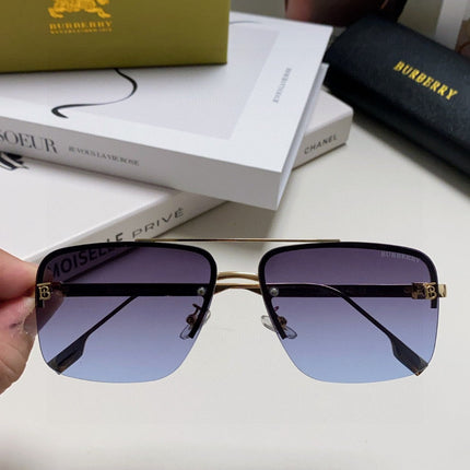 BURBERRY 26S RECTANGULAR FRAME IN METAL 424564