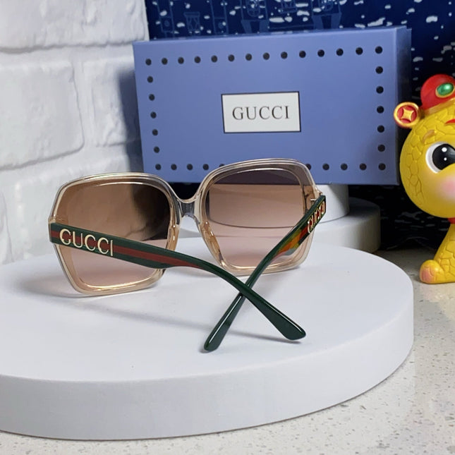 SQUARE FRAME SUNGLASSES 573309 IN ACETATE EMBOSSED LOGO