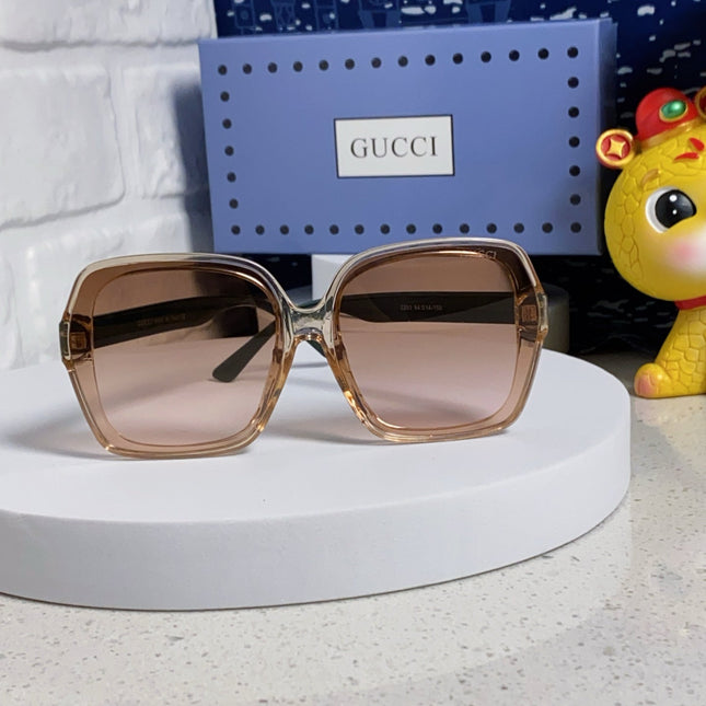 SQUARE FRAME SUNGLASSES 573309 IN ACETATE EMBOSSED LOGO
