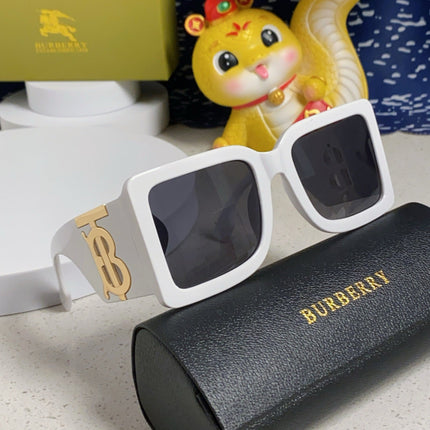 BURBERRY 26S SQUARE FRAME IN ACETATE 430893