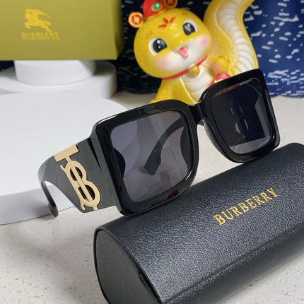 BURBERRY 26S SQUARE FRAME IN ACETATE 430895