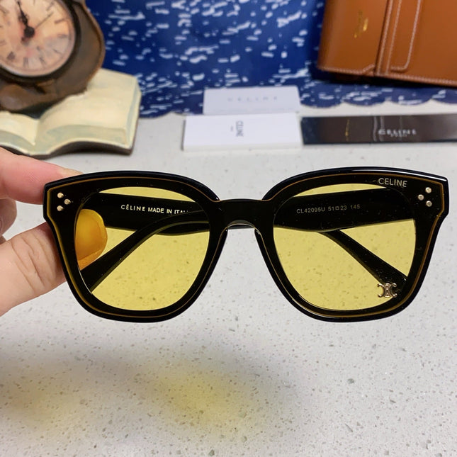 SQUARE SUNGLASS 575840 IN BLACK ACETATE GREEN LENSES