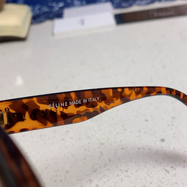 SQUARE SUNGLASS 575844 IN HAVANA ACETATE