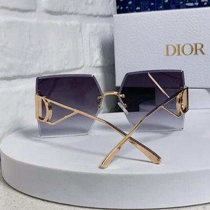 DIOR 26S OVERSIZED SQUARE FRAME IN METAL 500373