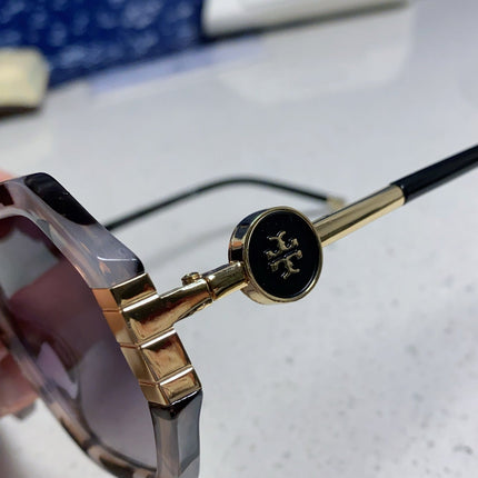 BURBERRY 26S SQUARE FRAME IN ACETATE 408239