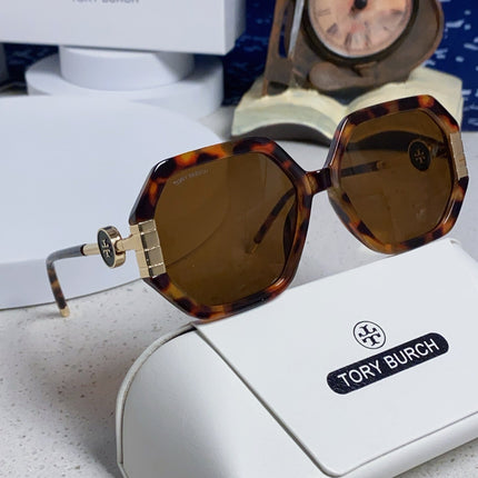 BURBERRY 26S SQUARE FRAME IN ACETATE 408240