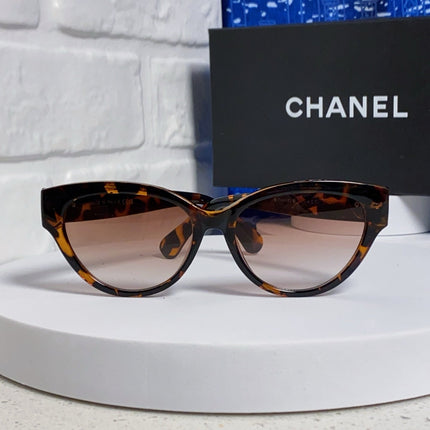 CHANEL 26S BUTTERFLY SHAPE IN ACETATE 417193