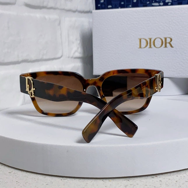 DIOR 26S SQUARE FRAME IN ACETATE 420495