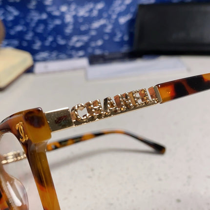 CHANEL 26S SQUARE FRAMES IN ACETATE 401709