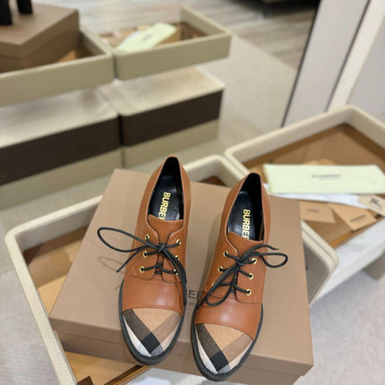 BURBERRY 26S LACE-UP HIGH HEELS 95 MM IN BROWN CALFSKIN