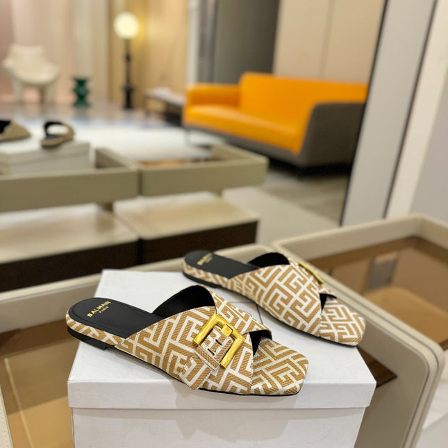 BALMAIN 26S SANDALS IN WARM BEIGE AND WHITE CANVAS