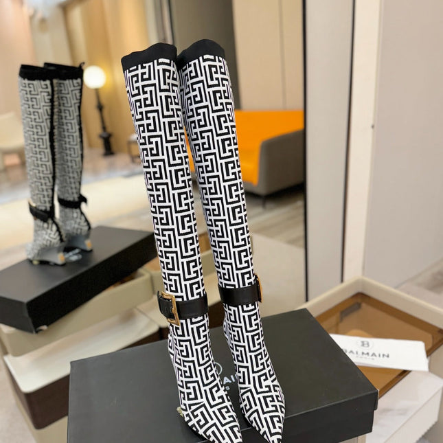 BALMAIN 26S HIGH-TOP BOOTS 75 MM IN BLACK AND WHITE FLYKNIT