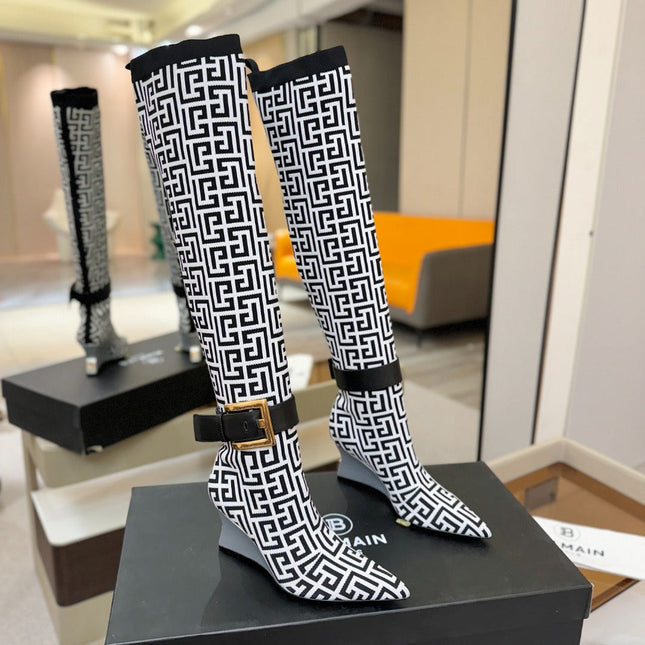 BALMAIN 26S HIGH-TOP BOOTS 75 MM IN BLACK AND WHITE FLYKNIT